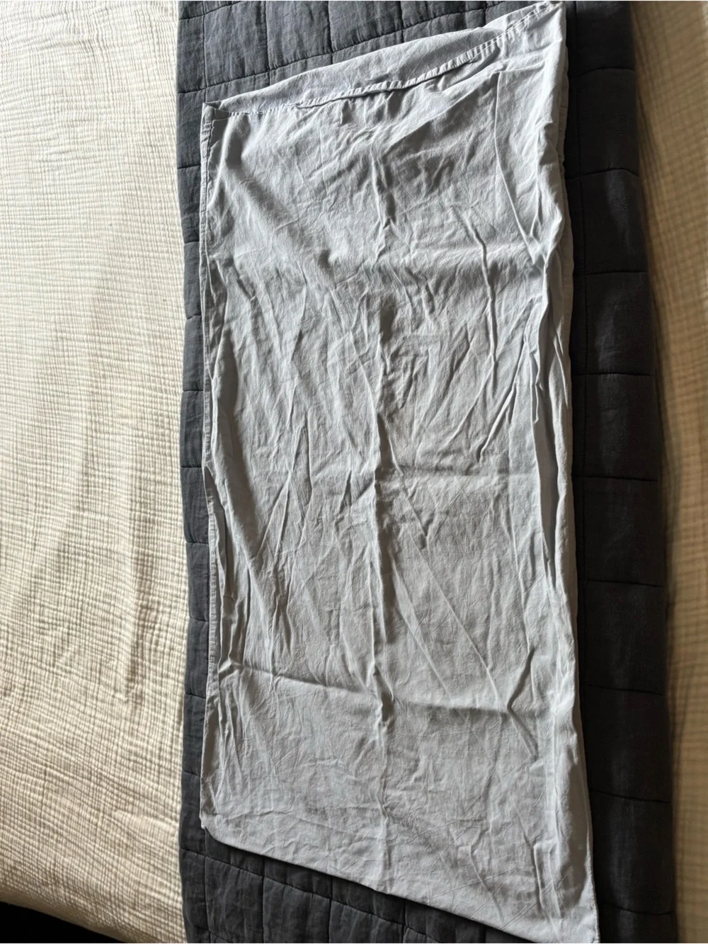 Light Blue King Solid Duvet Cover and Pillowcases Zip Closure with Corner Ties